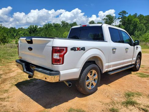 Used 2019 Ford F150 XLT w/ Equipment Group 302A Luxury AWD/4WD image 10