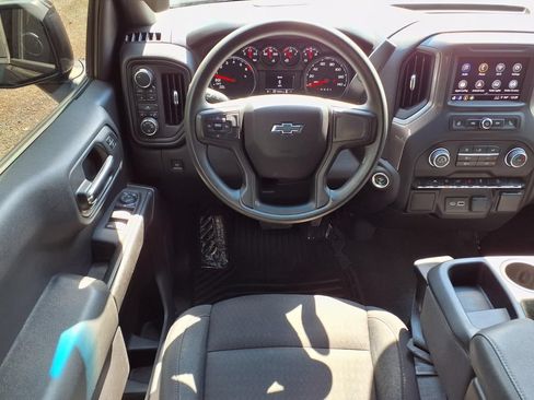 Used 2024 Chevrolet Silverado 1500 Custom Trail Boss AWD/4WD image 17