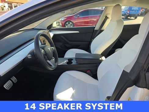 Used 2023 Tesla Model 3 Performance image 5