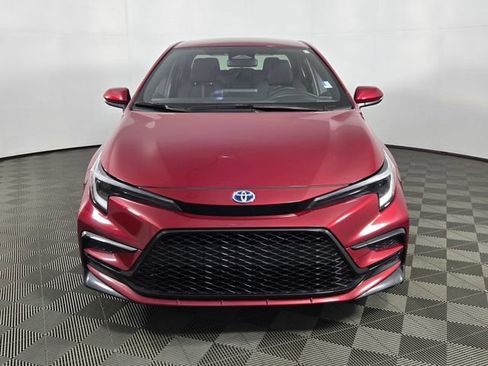 Used 2025 Toyota Corolla SE FWD image 2