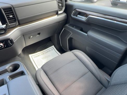 Certified 2025 GMC Sierra 1500 Elevation AWD/4WD image 16