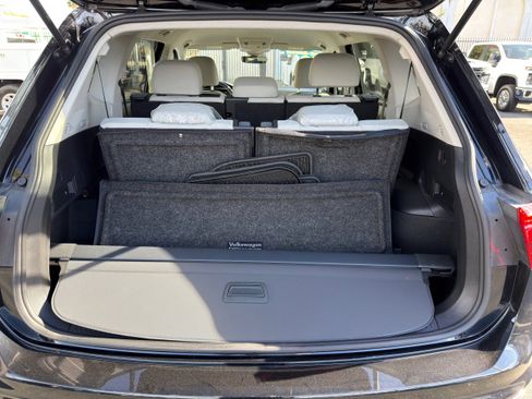 Used 2024 Volkswagen Tiguan S image 16