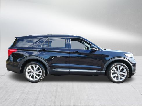 Used 2022 Ford Explorer Platinum w/ Equipment Group 601A AWD/4WD image 8