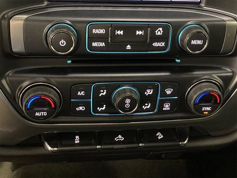 Used 2017 Chevrolet Silverado 1500 LT w/ Redline Edition image 19