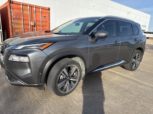 Certified 2023 Nissan Rogue SL w/ SL Premium Package image 6