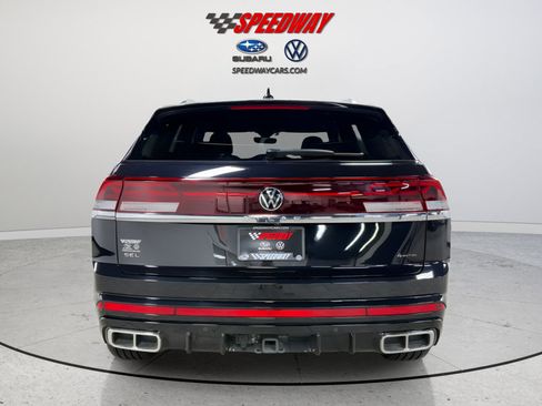 Used 2025 Volkswagen Atlas Cross Sport SEL Premium R-Line image 6