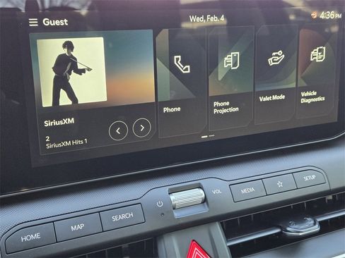 New 2025 Kia K4 LXS image 12