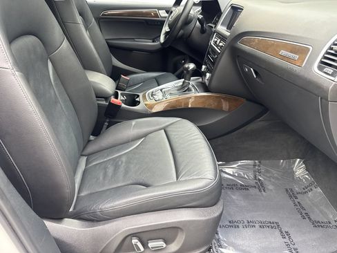 Used 2016 Audi Q5 2.0T Premium Plus AWD/4WD image 45