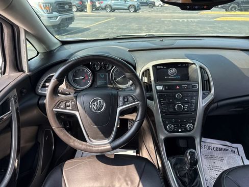 Used 2013 Buick Verano Premium FWD image 19