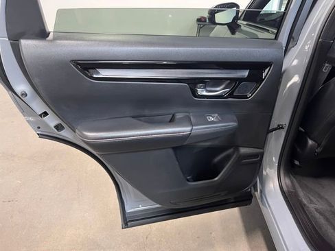 Used 2025 Honda CR-V Sport Touring image 19