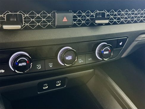 Used 2023 Honda Accord EX image 12