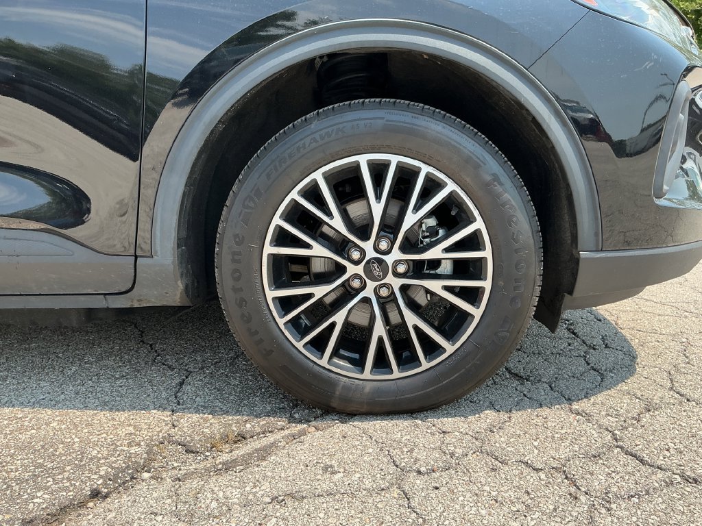 Certified 2023 Ford Escape SE FWD image 12