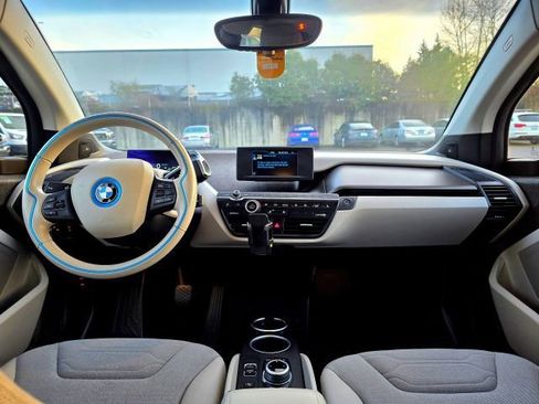 Used 2017 BMW i3 w/ Range Extender image 10