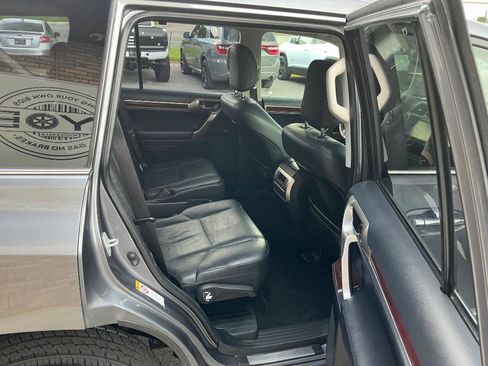 Used 2019 Lexus GX 460 Premium AWD/4WD image 11