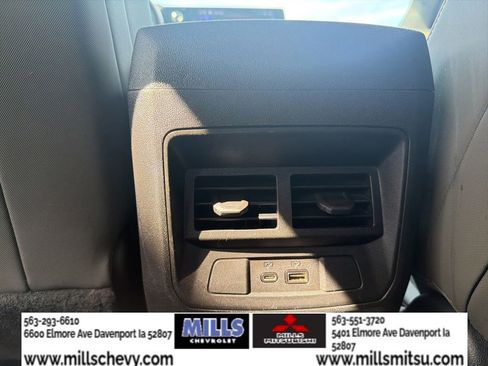 Used 2024 Chevrolet Colorado ZR2 w/ Technology Package AWD/4WD image 18
