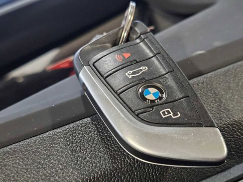 Used 2023 BMW i4 eDrive35 RWD image 43