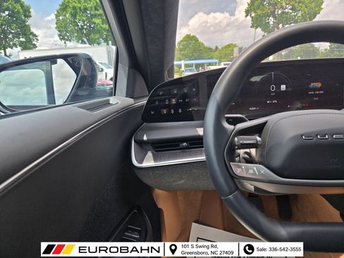 Used 2025 Lucid Air Touring AWD/4WD image 14