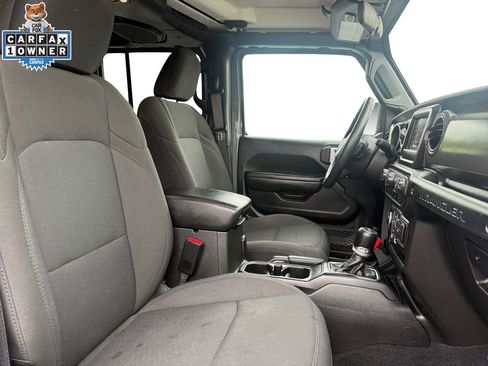 Used 2022 Jeep Wrangler Unlimited Sport AWD/4WD image 15