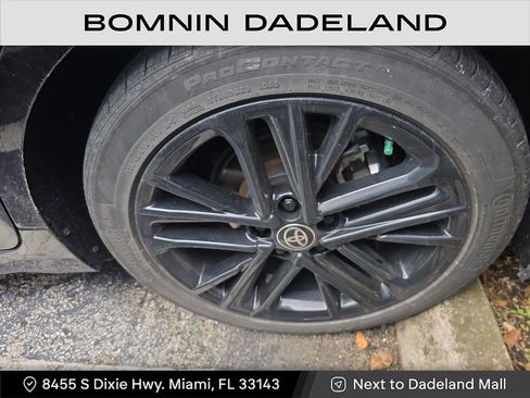 Used 2025 Toyota Camry LE image 7