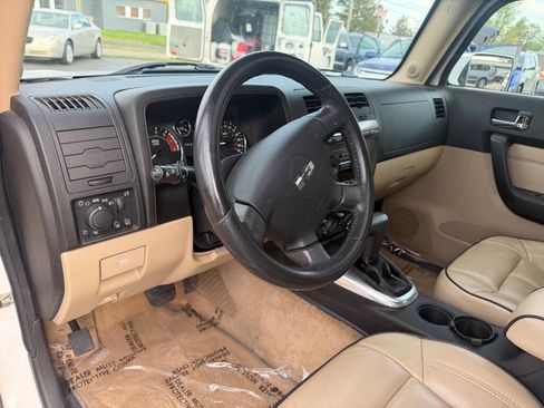 Used 2006 HUMMER H3 image 14