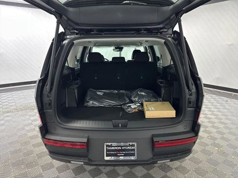 New 2026 Hyundai Santa Fe SE image 18