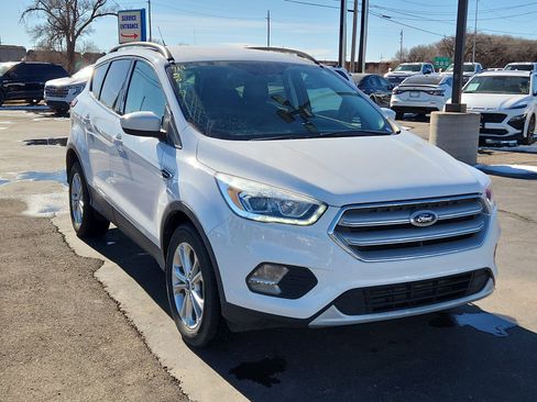Used 2019 Ford Escape SEL image 6