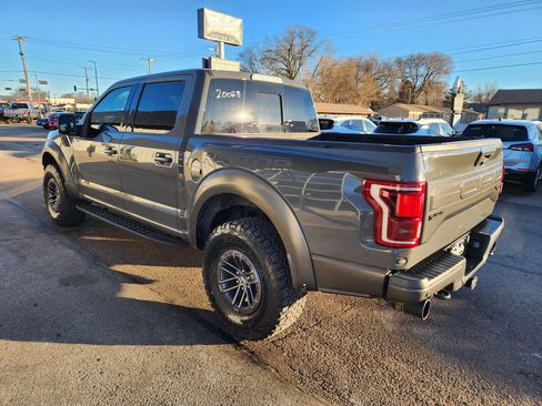 Used 2018 Ford F150 Raptor w/ Equipment Group 802A Luxury image 5