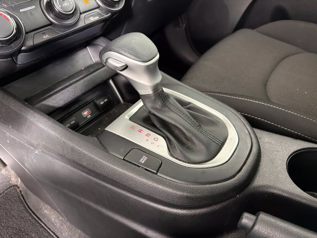 Used 2022 Kia Forte LXS w/ LXS Technology Package FWD image 24