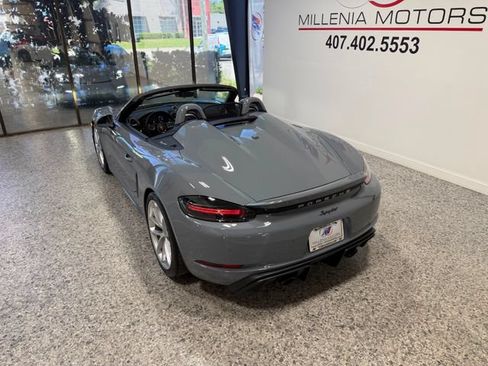 Used 2023 Porsche 718 Boxster Spyder RWD image 5