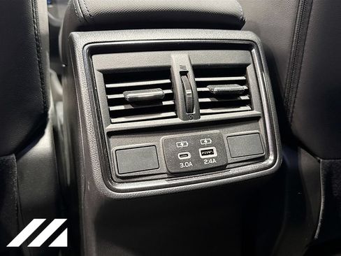 Used 2025 Subaru Forester Limited w/ Popular Package #1 AWD/4WD image 28