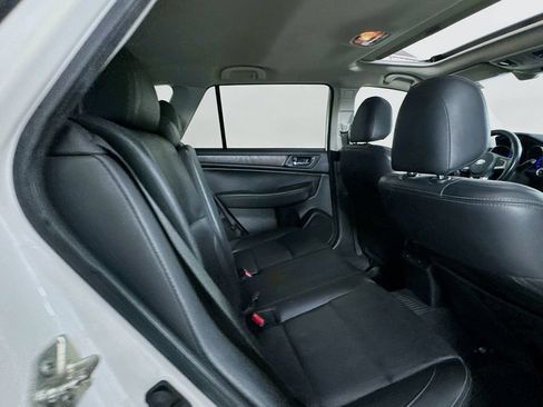 Used 2015 Subaru Outback 2.5i Limited AWD/4WD image 37