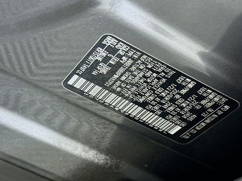 Used 2023 Nissan Rogue SV image 12