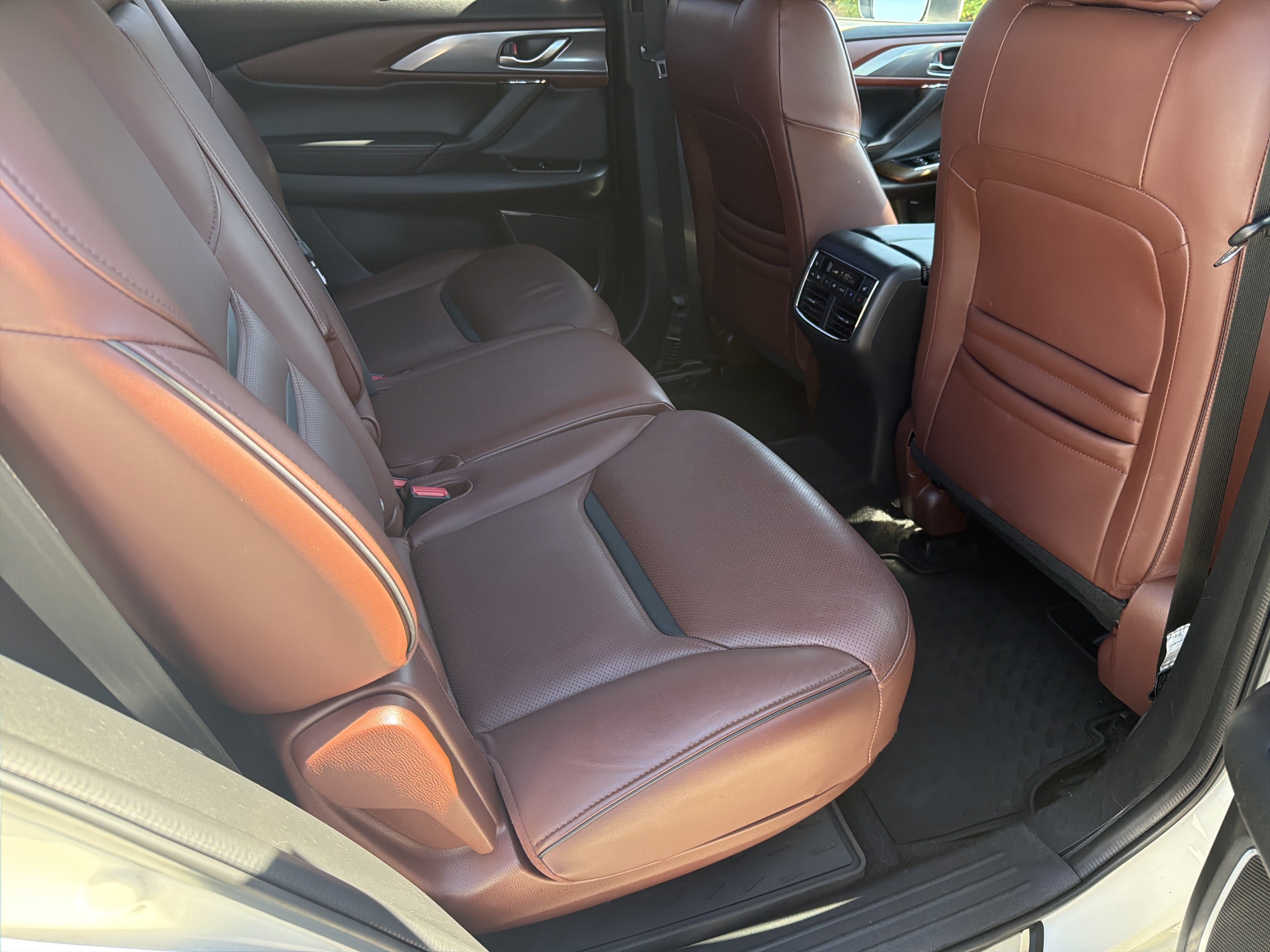Used 2019 MAZDA CX-9 Signature AWD/4WD image 24