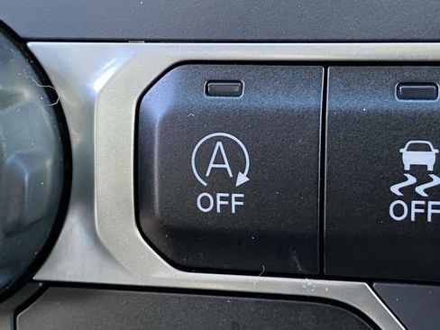 Used 2021 Jeep Wrangler Unlimited Sport image 29