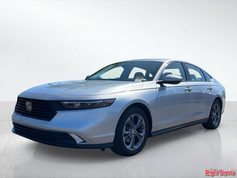 Used 2024 Honda Accord EX image 2