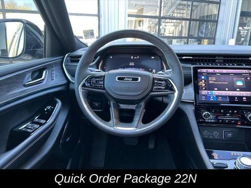 Certified 2023 Jeep Grand Cherokee Overland w/ Luxury Tech Group IV AWD/4WD image 18