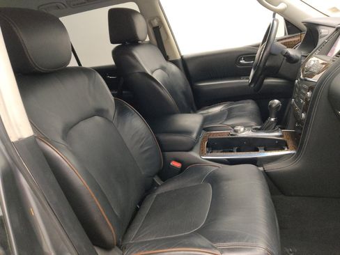 Used 2017 Nissan Armada Platinum w/ Interior Lighting Package AWD/4WD image 21