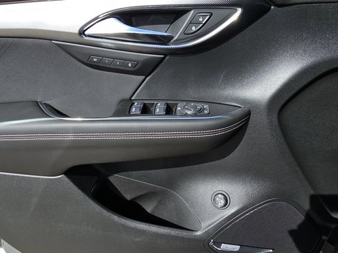 Used 2025 Buick Envision Sport Touring image 29