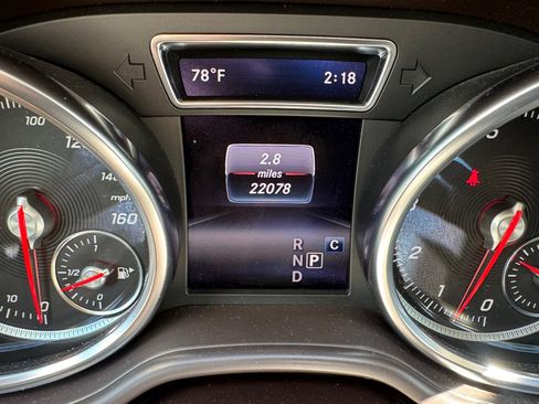 Used 2019 Mercedes-Benz GLE 400 4MATIC image 24