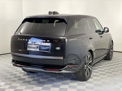Certified 2023 Land Rover Range Rover SE AWD/4WD image 5