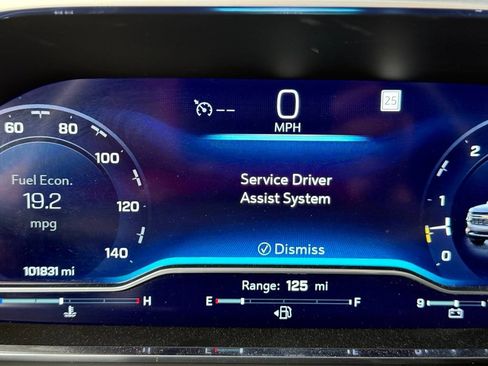 Used 2023 Chevrolet Suburban LT AWD/4WD image 13
