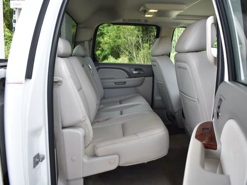 Used 2013 Chevrolet Silverado 3500 LTZ w/ LTZ Plus Package AWD/4WD image 17