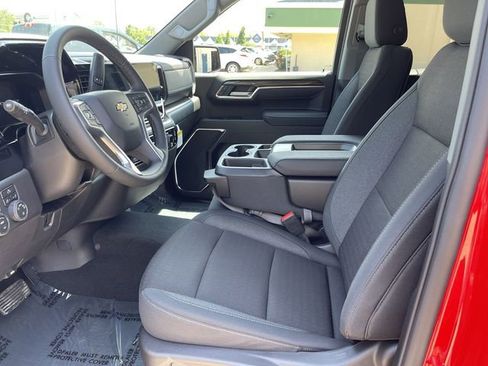 Used 2026 Chevrolet Silverado 1500 LT AWD/4WD image 11