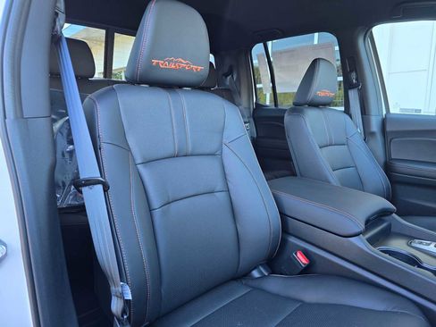 New 2025 Honda Ridgeline TrailSport+ image 14