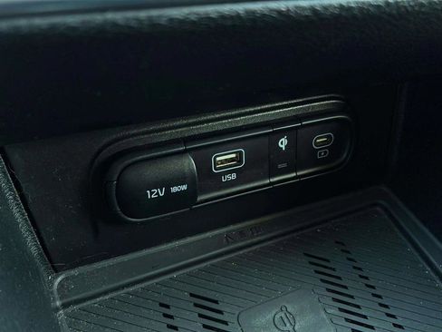 Used 2025 Kia Sportage EX image 33