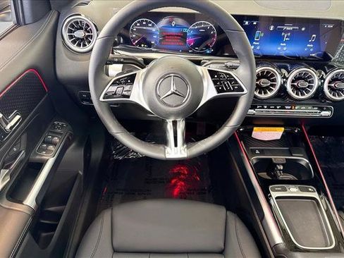 New 2026 Mercedes-Benz GLB 250 image 20