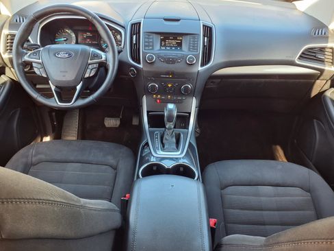 Used 2017 Ford Edge SEL image 9