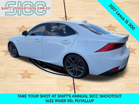 Used 2017 Lexus IS 300 AWD image 4