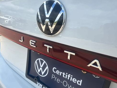 Used 2025 Volkswagen Jetta Sport FWD image 6