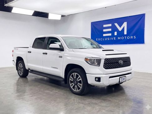 Used 2018 Toyota Tundra SR5 w/ TRD Sport Package AWD/4WD image 1